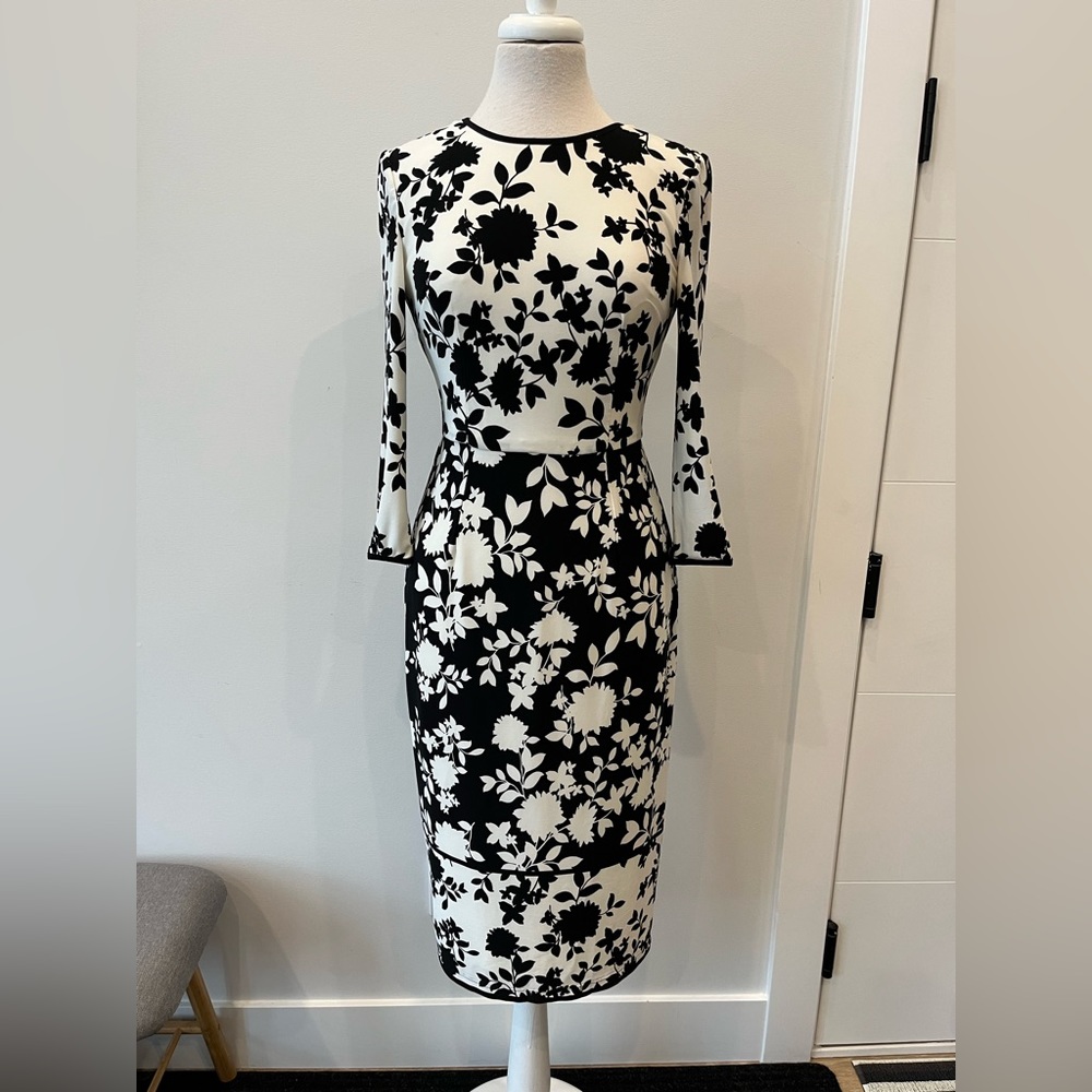 Maggy London Black and White Floral Long Sleeve Dress